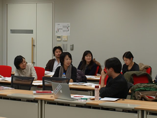 「消費者行動論」授業内講演 集英社の皆様 「消費者行動論」授業内講演 集英社の皆様